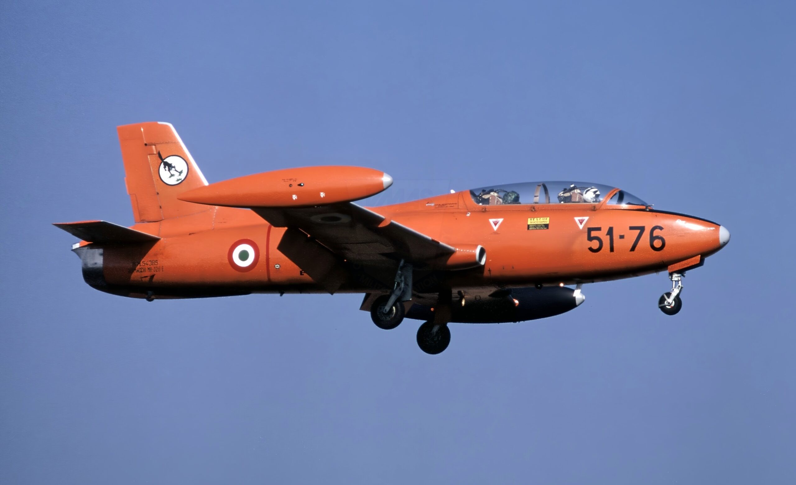MM54385_51-76_MB326E_651Sq_51St_Aviano_23-09-1983_Sergio-Tonelotto